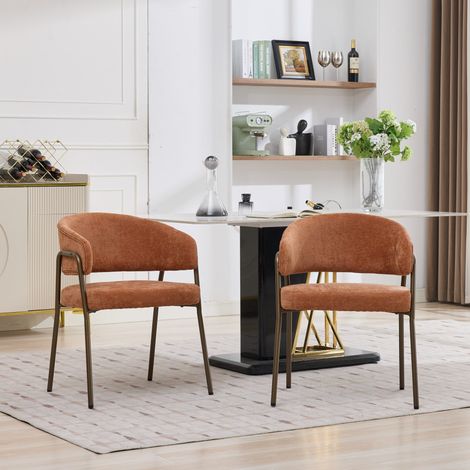 REDOM Sedia da pranzo con braccioli, design ergonomico, gambe in metallo finitura ottone antico, ciniglia arancione (1/5)