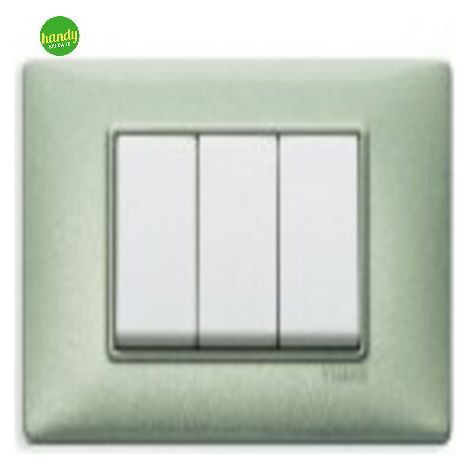 Placca 3 posti 3 moduli tond - q verde pastello.