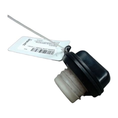 [PRODUIT D'OCCASION] Bouchon Reservoir A Carburant NISSAN Juke Phase 1 1.5 Dci - 8v Turb ♻️ Ref Oe. 172515xc0a - Garantie à vie (1/2)