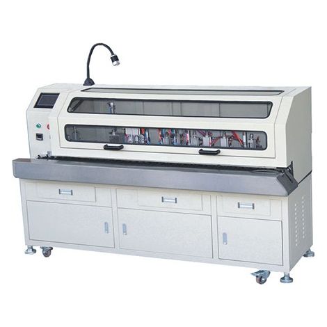Macchina automatica per la rimozione di schermature