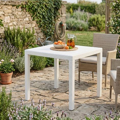 Dmora Gartentisch Agrigento, Quadratischer Gartentisch, feststehender Couchtisch in Rattan-Optik, 100 % Made in Italy, Cm 80x80h72, weiß (1/4)
