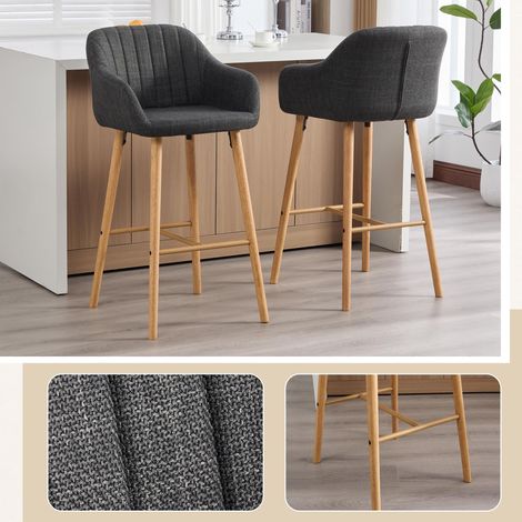 Tabourets de bar modernes de style européen, avec dossier haut, accoudoirs, assise recouverte de lin et pieds en bois. Idéaux pour les cuisines et les îlots de cuisine. Lot de deux tabourets de bar (l
