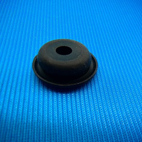 01658-2FJ0A is suitable for rubber plugs/covers under Nissan Sylphy, Teana, Qashqai, and Venucia vehicles. (1/4)