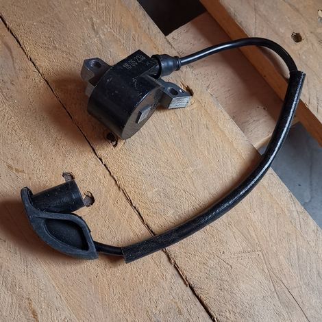 Bobine d'allumage FS400 FS450 FS480 Pack haute tension Bobine d'allumage Allumeur (1/2)
