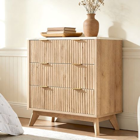 Commode chambre 3 Tiroirs Style Fluté 32" Haute, Commode bois avec Plateau Faux Marbre & Profil Courbé, Organisateur de Rangement pour Chambre, Salon & Couloir - Panneau de Particules Natural Oak (1/5)