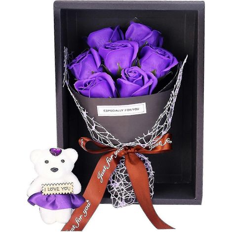 Pétales et feuilles de roses artificielles dans un bouquet de mariée, décorations de mariage (1/2)