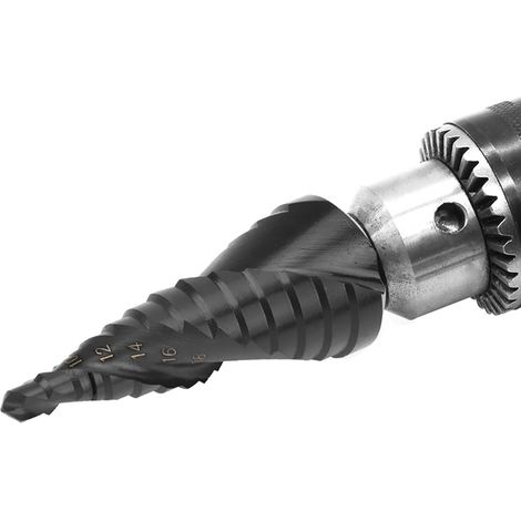 Nitrierter Stufenbohrer, 6-30 mm, konisch, für HSS-Blechlöcher (1/5)