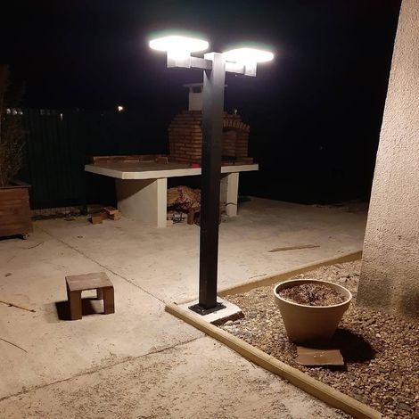 Lumihome – Lampadaire solaire led 2000 lumens – Hauteur modulable 1.20m ou 2m – Alimentation solaire automatique – Acier inoxydable anti-corrosion