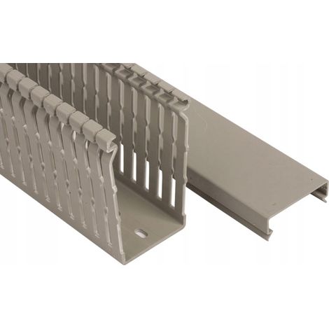 Moldura obo-bettermann lk4 n 80040 longitud 2m altura 80mm