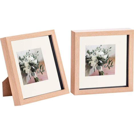 Cadres photo 3D suspendus ou debout en bois clair, 8 x 8 avec mont 4 x 4, lot de 2 (1/5)
