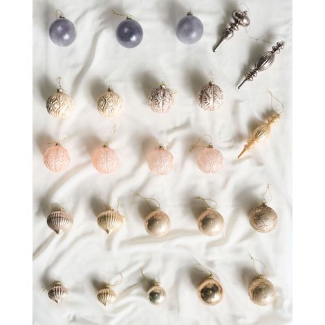Lot de 24 Boules Décoratives en Verre à Suspendre pour Sapin de Noël Traditionnel Glamour Rose Doré Winterlight (1/5)