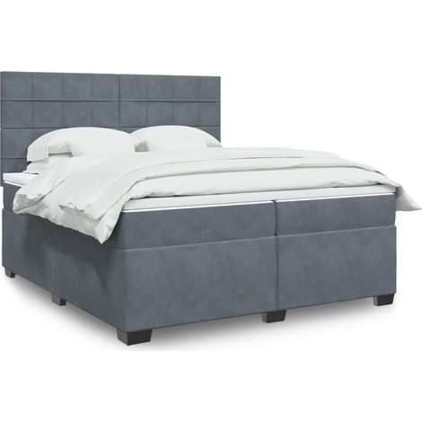 Boxspringbett mit Matratze Dunkelgrau 200x200 cm Samt
