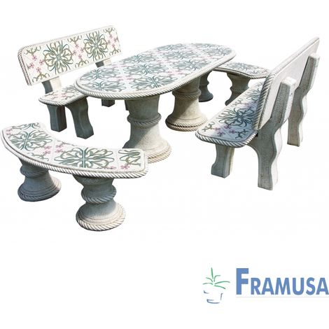 CONJUNTO COMEDOR PIEDRA OVALADO JARDIN OLMO ZAHAR CON AZULEJOS OCRE