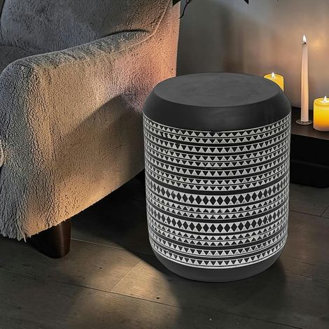 Table d'appoint noire à motifs ethniques MALMOE (1/3)