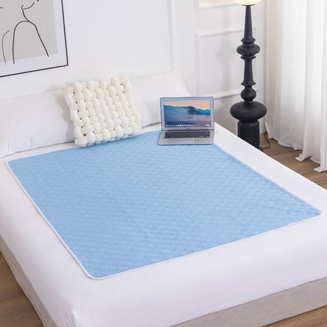 Alèse imperméable intégrée à 4 couches – Grande (100 x 150 cm), lavable et anti-fuites – Dessous non tissé convient aux personnes âgées, aux patients, à l'usage menstruel et aux chambres d'étudiants. (1/4)