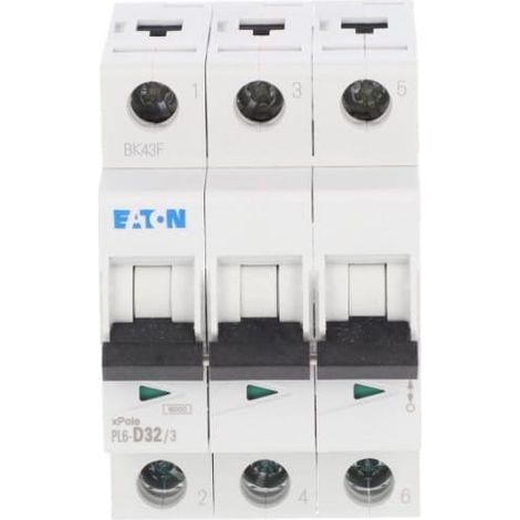 Interruptor automático trifásico D 32A 6kA CA PL6-D32/3 286616