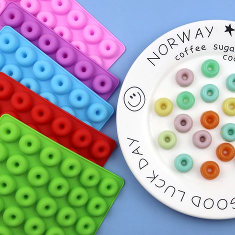 Set mit 5 Mini-Silikonformen Donutformen, 48 Mulden, antihaftbeschichtet für ringförmige Pralinen, Schokolade und Gummibärchen (1/5)