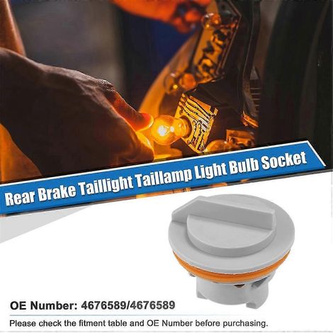 piezas 4676589 Portalámparas de luz de freno trasera para Chrysler Town & Country 1996-2000 para Jeep L