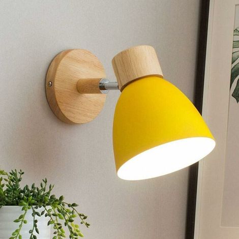 Applique murale en fer nordique style macaron, lampe moderne E27 à base bois, luminaire mural simple pour chambre, salon, balcon, restaurant, escalier, déco murale élégante. (1/3)