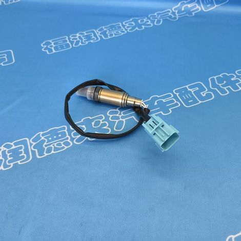 22690-VC202 is suitable for Nissan Patrol Y61 oxygen sensor muffler sensor blue. (1/4)
