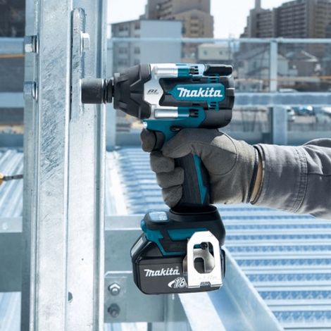 Makita – Clé à chocs 18V – Couple max 700Nm – Moteur Brushless – Pour béton armé et métal – Compact et léger