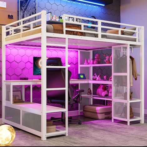 Letto a soppalco in metallo 140x200 cm bianco con scrivania, ripiani, armadio aperto e LED