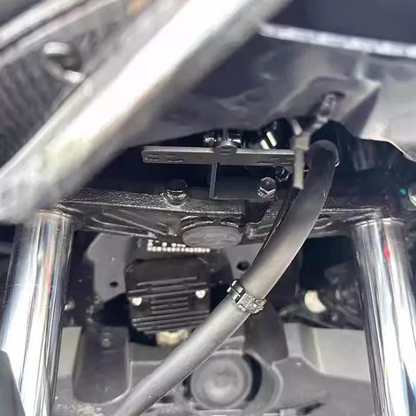Concealed headlight bracket for Yamaha XMAX300/250 motorcycles (2017-2024 models) (1/4)