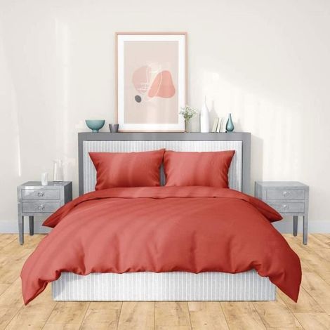 COTE DECO Parure de lit Satin 100% Coton - Housse de couette 240x220 cm + 2 taies d'oreiller - Rouge Sienne