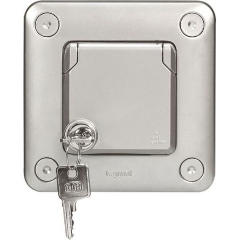 Legrand Steckdose 077839 mit Schloss SK IP44