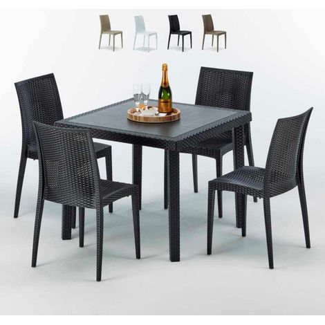 Grand Soleil – Ensemble table carrée noire 90x90cm avec 4 chaises bistrot empilables – Poly rotin résistant aux intempéries – Design Made in Italy