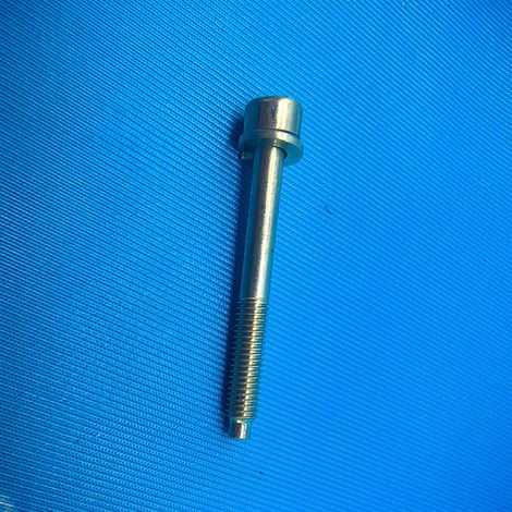 16122-7S00A is a throttle body bolt and screw accessory suitable for Nissan Patrol Y62 4.0. (1/4)