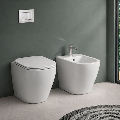 Sanitari Filomuro in ceramica bianco design quadrato con copriwc e scarico rimless Kayra (1/5)