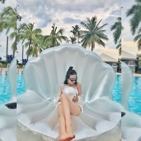 Lit gonflable Perle Romaine pour bain de soleil et détente aquatique (PVC, taille 170x165cm, blanc) (1/4)