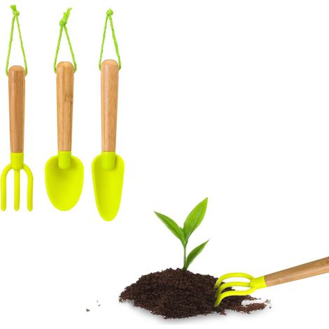 Lot de 3 Outils de Jardin – Kit Comprenant Pelle, houe et râteau idéal pour cultiver des Plantes, des Fleurs et des Herbes aromatiques dans Le Jardin, la terrasse ou Le Balcon – Fabriqué en (1/5)