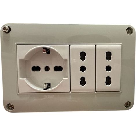 Cassetta elettrica pronta all'uso per interni IP40 presa Schuko + 2 prese universali