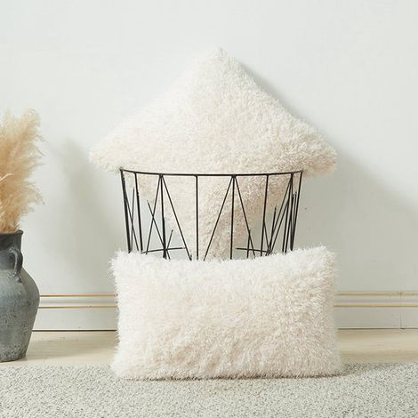 2er-Pack weiche, quadratische Dekokissen aus Plüschfell für Wohnzimmer, Sofa, Schlafzimmer und Auto, Größe 45 x 45 cm, beige (1/5)