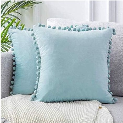 2 Pcs Housse de Coussin en Velours Taie d'oreiller Decorative Taie d'oreiller Boule de Fourrure de Couleur Pure Super Doux Maison Salon Chambre pour Canapé Taie d'oreiller (Bleu Clair) (1/5)