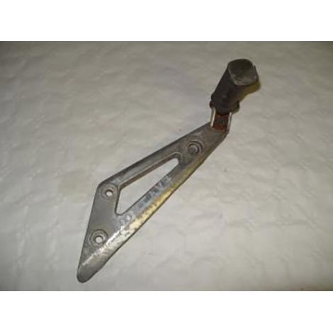 [PRODUIT D'OCCASION] Platine de repose pied passager gauche origine pour moto Yamaha
