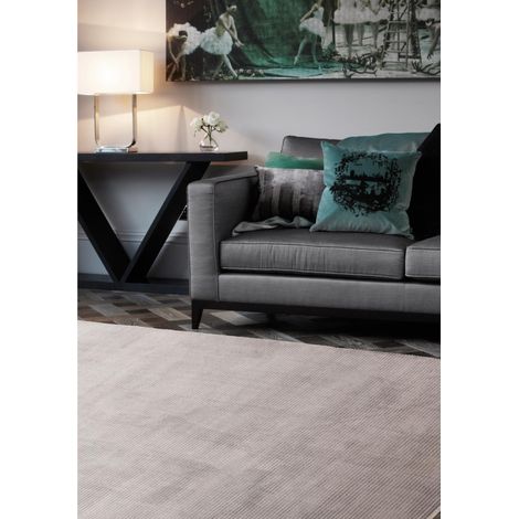 Kuza Plain Stripe Soft Silky Velvety Modern Rug in Silver Grey 80 x 150 cm Small (1/4)