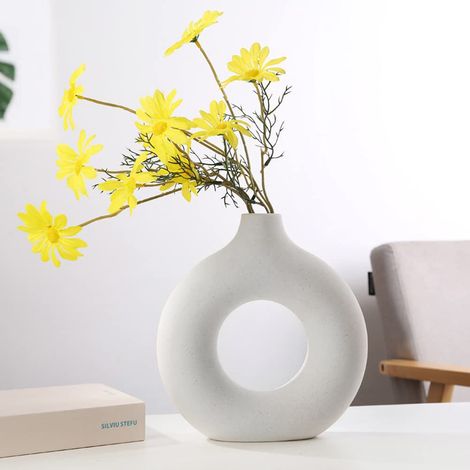 13cmW x 14cmH Nordic Style Ceramic Round Vase in White (1/5)