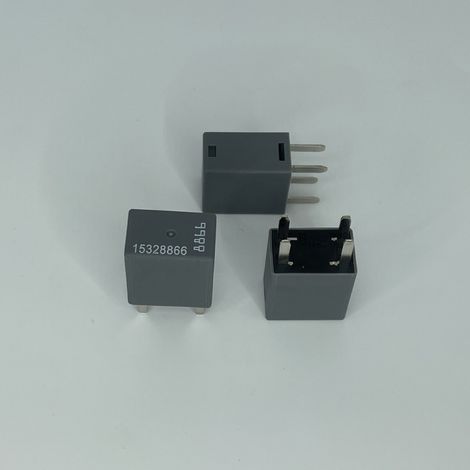 Relais automobile 12 V à 4 broches 15328866