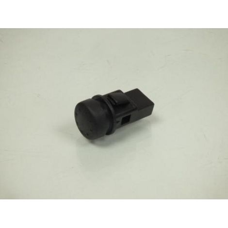 [PRODUIT D'OCCASION] Bouton de couvre guidon origine pour Scooter Piaggio 50 NRG 2001 (1/3)