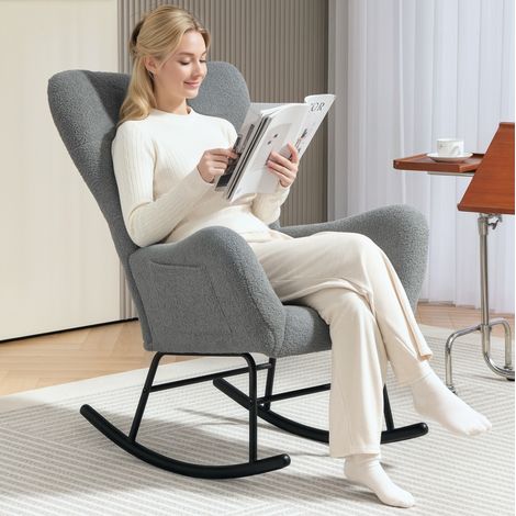 Sillón mecedora 67x95x100 cm gris en Lammfell-Optik con bolsillo lateral y cojín lumbar (1/5)