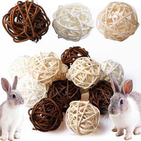 Lot de 24 balles à mâcher naturelles en osier pour petits animaux de 4 cm - Jouet à mâcher en bois molaire pour les soins dentaires - Pour lapins, chinchillas, hamsters (1/5)