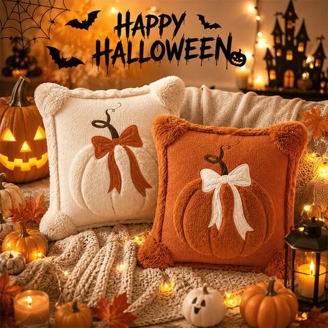 Set di federe per cuscini di Halloween, 2 pezzi 45x45 cm, federe con zucche arancioni e bianche, design soffice a forma di zucca (1/5)