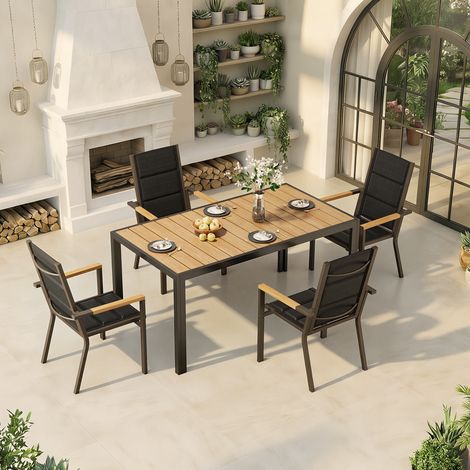 Devoko – Ensemble table et chaise de jardin 4 places – 150 cm en aluminium – 4 chaises empilables – Couleur teck – Mobilier aspect bois (1/5)