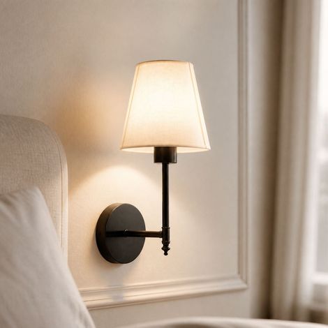 Applique murale sans fil télécommandée, LED 5W RGB, recharge USB-C, fer et tissu, design rétro doré ou noir, éclairage d'ambiance (1/4)