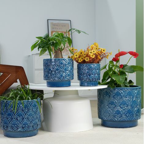 Pot de fleurs en céramique Ø19 cm bleu brillant, relief cœur, avec trou de drainage - CHICFURN (1/5)