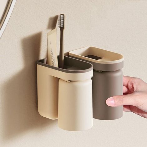 Porta spazzolino innovativo, leggero e lussuoso, senza fori, con bicchiere per collutorio, supporto per spazzolino da parete, per mobiletto da bagno, marrone caramello + bianco beige (2 pezzi) (1/5)
