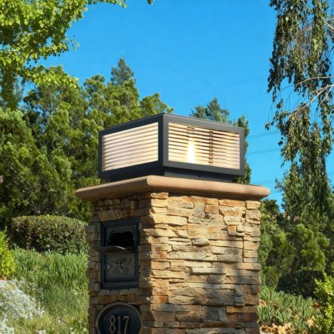 Borne lumineuse solaire, luminaire décoratif d'extérieur étanche, lampe solaire pour balcon et jardin (25 cm, lumière quadricolore) (1/5)